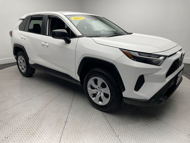 2025 Toyota RAV4 LE AWD - 22986018 - 2
