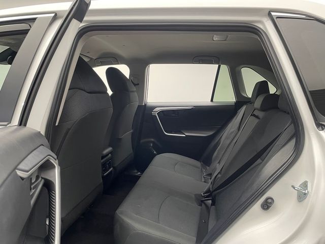 2025 Toyota RAV4 LE AWD - 22986018 - 31