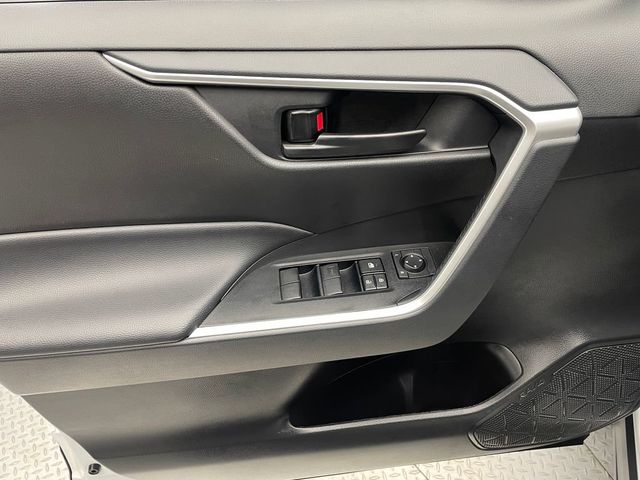 2025 Toyota RAV4 LE AWD - 22986018 - 8