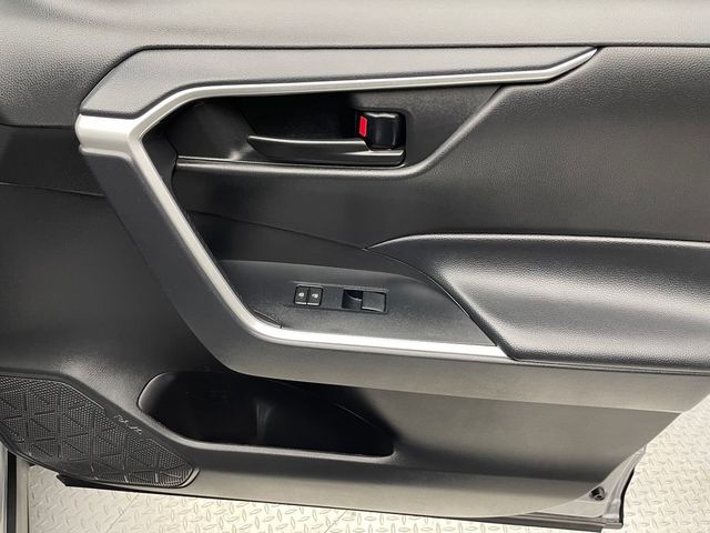 2025 Toyota RAV4 LE AWD - 22986020 - 13