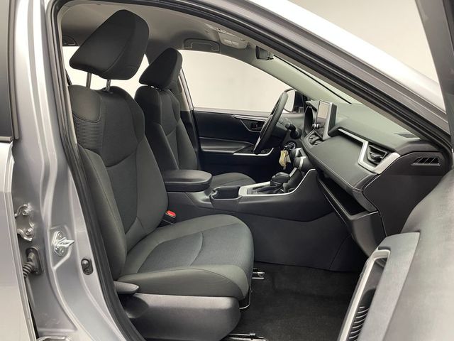 2025 Toyota RAV4 LE AWD - 22986020 - 16