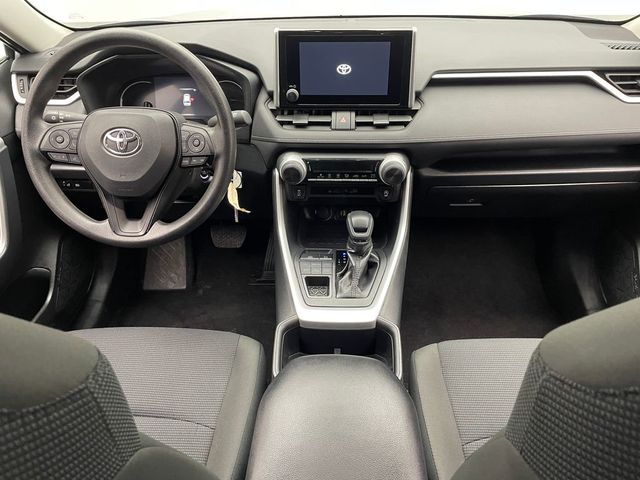 2025 Toyota RAV4 LE AWD - 22986020 - 17