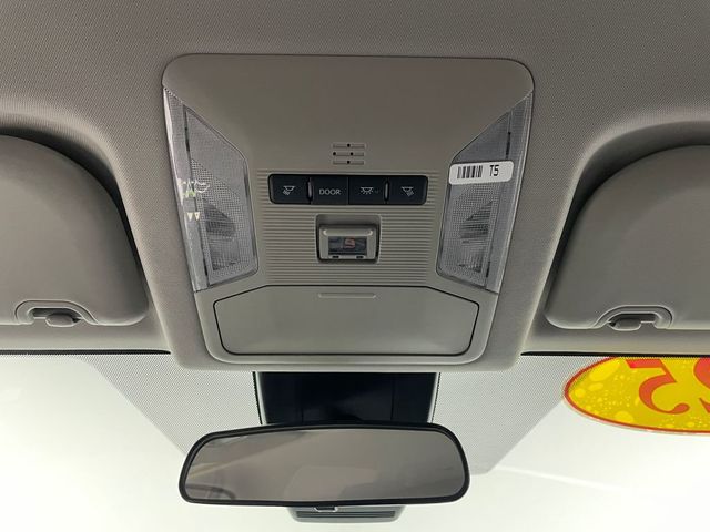 2025 Toyota RAV4 LE AWD - 22986020 - 29