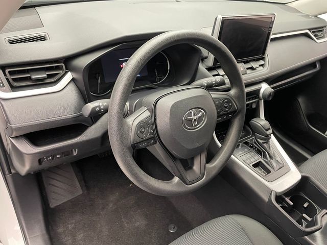 2025 Toyota RAV4 LE AWD - 22986021 - 10