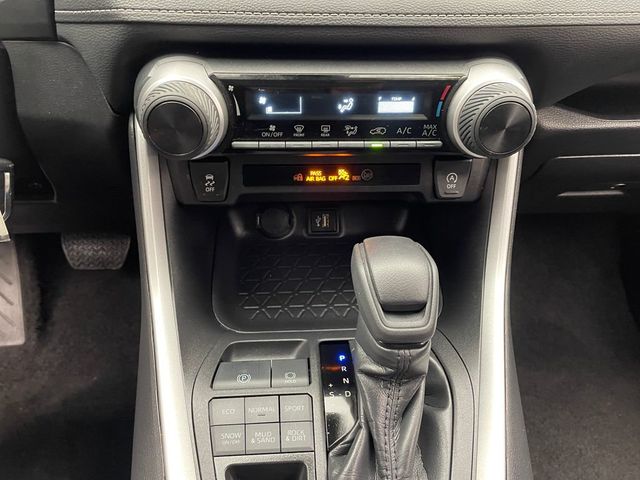 2025 Toyota RAV4 LE AWD - 22986021 - 25