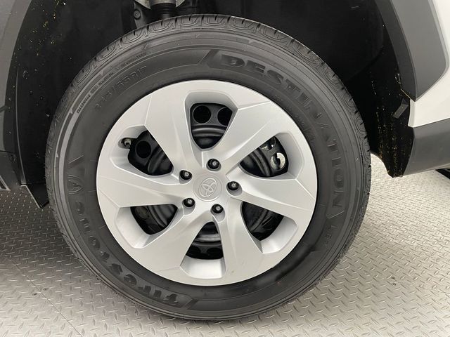 2025 Toyota RAV4 LE AWD - 22986021 - 42