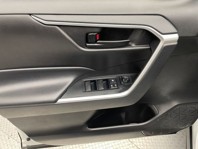 2025 Toyota RAV4 LE AWD - 22986021 - 8