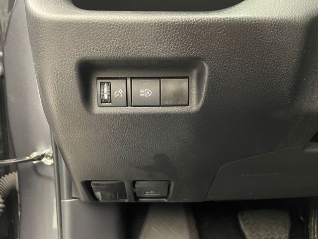 2025 Toyota RAV4 LE AWD - 22986070 - 18