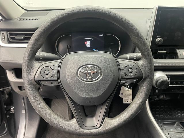 2025 Toyota RAV4 LE AWD - 22986070 - 19