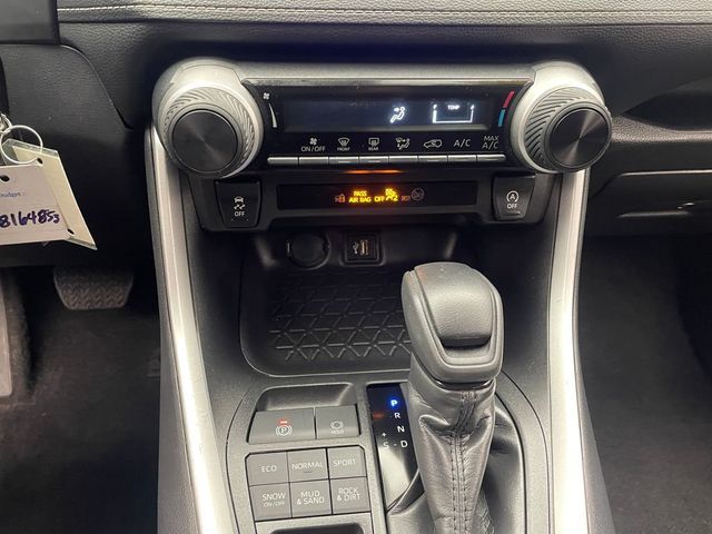 2025 Toyota RAV4 LE AWD - 22986070 - 25