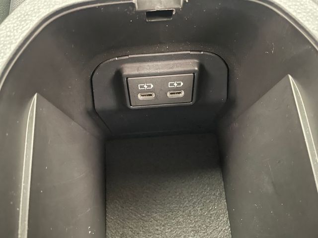 2025 Toyota RAV4 LE AWD - 22986070 - 28