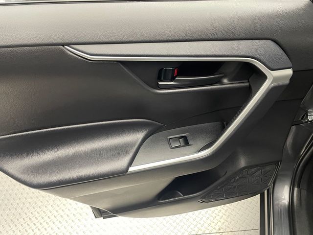 2025 Toyota RAV4 LE AWD - 22986070 - 30