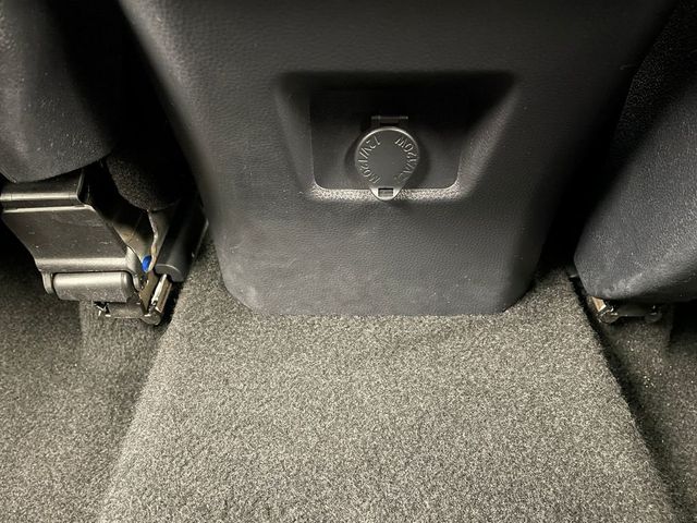 2025 Toyota RAV4 LE AWD - 22986070 - 36