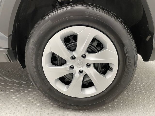 2025 Toyota RAV4 LE AWD - 22986070 - 42