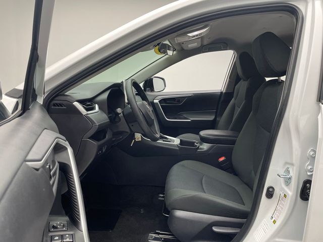 2025 Toyota RAV4 LE AWD - 22986071 - 11