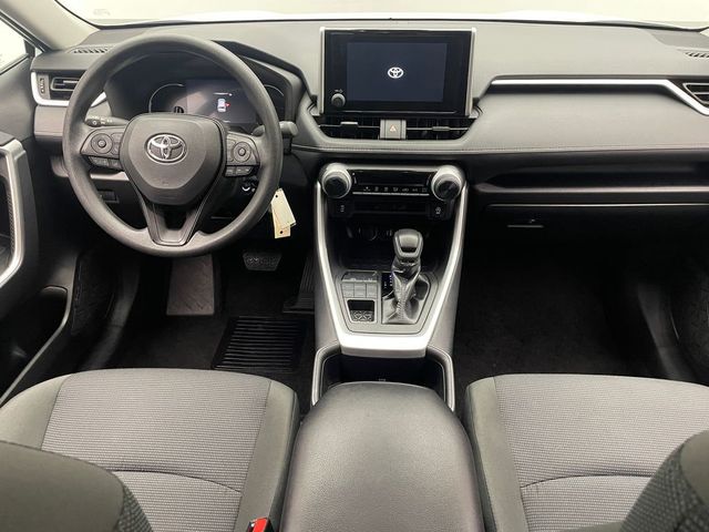 2025 Toyota RAV4 LE AWD - 22986071 - 17