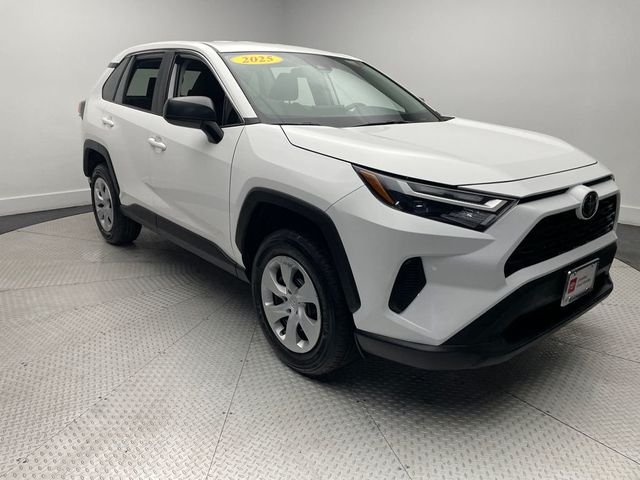 2025 Toyota RAV4 LE AWD - 22986071 - 2