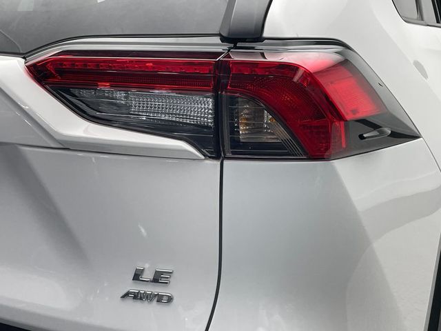 2025 Toyota RAV4 LE AWD - 22986071 - 39