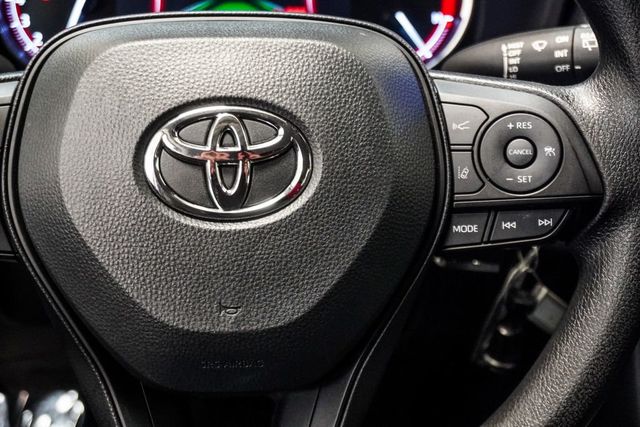 2025 Toyota RAV4 LE FWD - 23031030 - 14