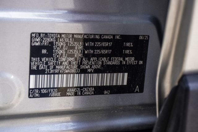 2025 Toyota RAV4 LE FWD - 23031030 - 39