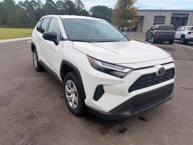 2025 Toyota RAV4 LE FWD - 23073146 - 16
