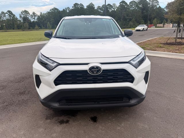 2025 Toyota RAV4 LE FWD - 23073146 - 17