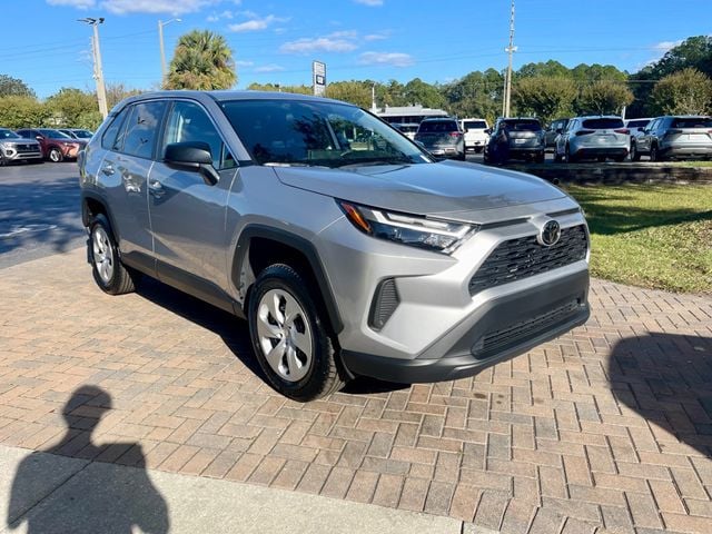 2025 Toyota RAV4 LE FWD - 22939277 - 5