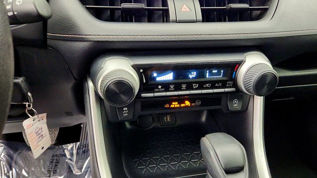 2025 Toyota RAV4 LE FWD w/ Blind Spot Monitor - 23075740 - 16