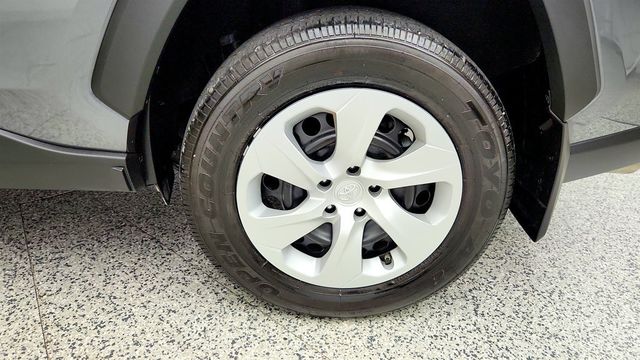 2025 Toyota RAV4 LE FWD w/ Blind Spot Monitor - 23075740 - 8