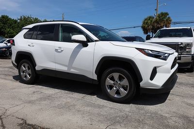 2025 TOYOTA RAV4