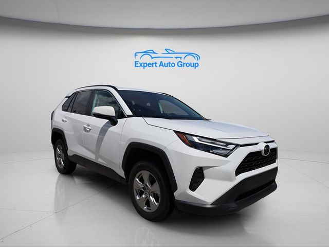 2025 Toyota RAV4 5