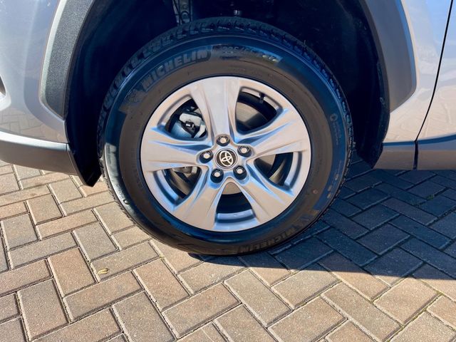 2025 Toyota RAV4 XLE - 22968266 - 9