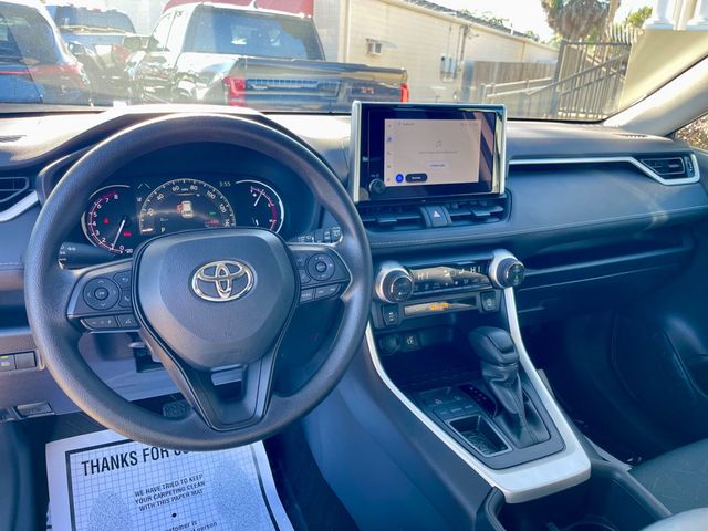2025 Toyota RAV4 XLE - 22968266 - 12