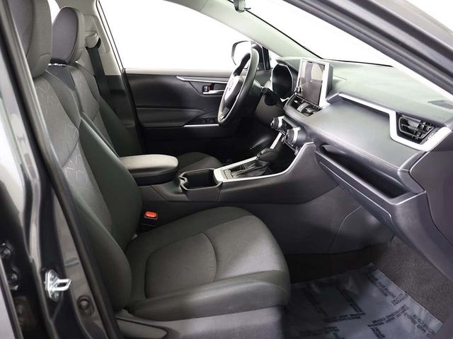 2025 Toyota RAV4 XLE AWD - 22988744 - 28