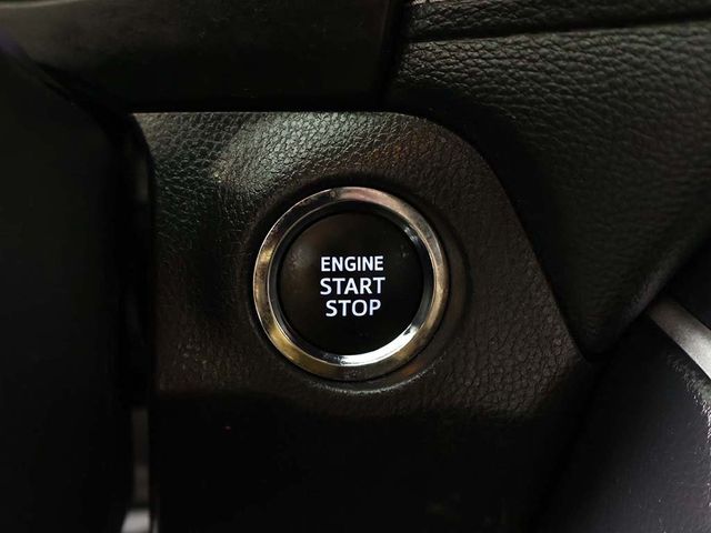 2025 Toyota RAV4 XLE AWD - 22988744 - 36