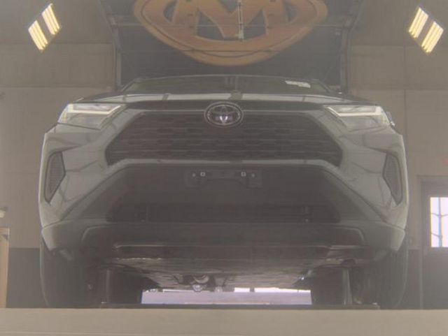 2025 Toyota RAV4 XLE AWD - 22988744 - 3