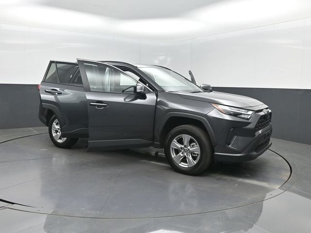 2025 Toyota RAV4 XLE AWD - 23006685 - 36