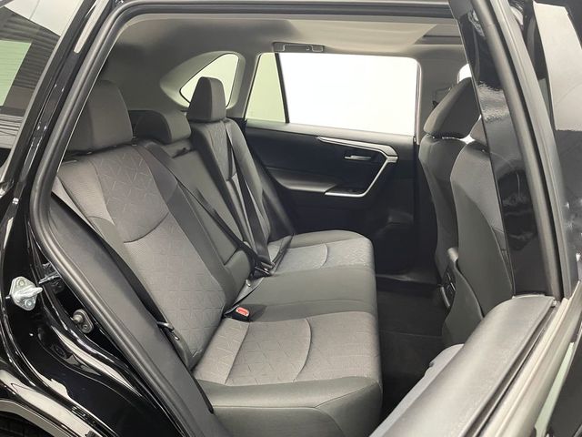 2025 Toyota RAV4 XLE AWD - 22923462 - 37