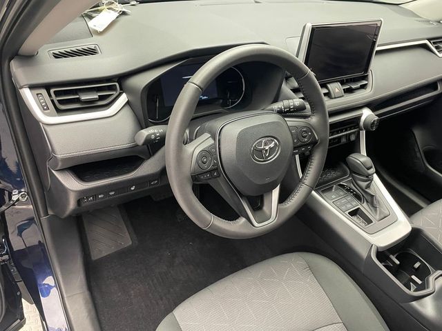 2025 Toyota RAV4 XLE AWD - 22938897 - 10