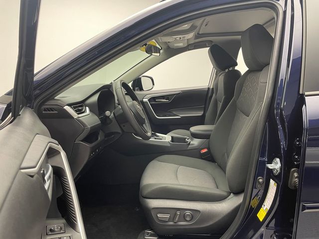 2025 Toyota RAV4 XLE AWD - 22938897 - 11