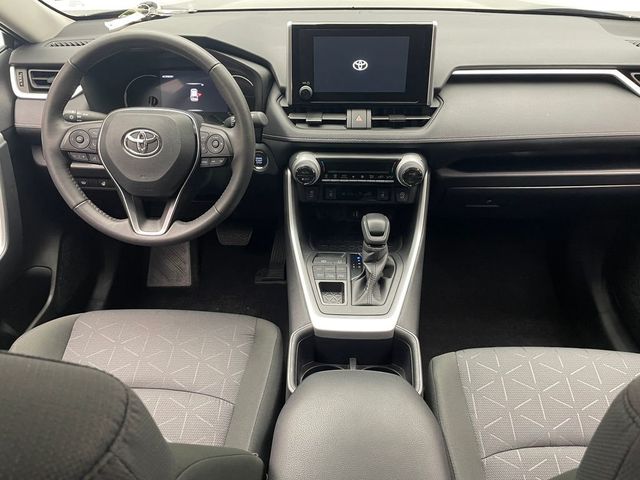 2025 Toyota RAV4 XLE AWD - 22938897 - 18
