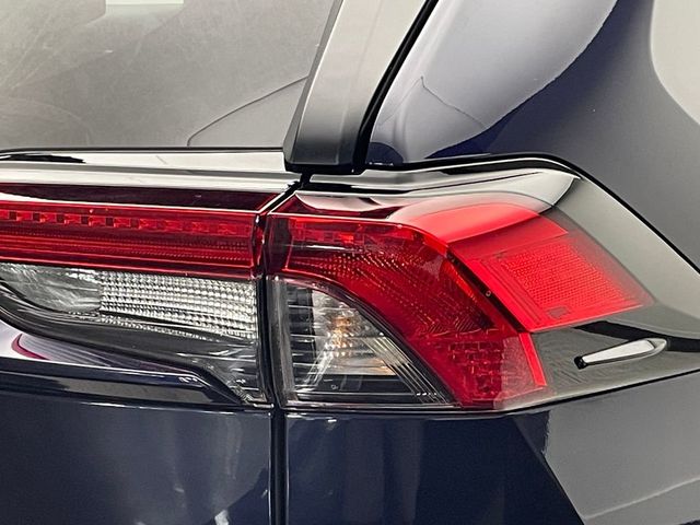 2025 Toyota RAV4 XLE AWD - 22938897 - 42