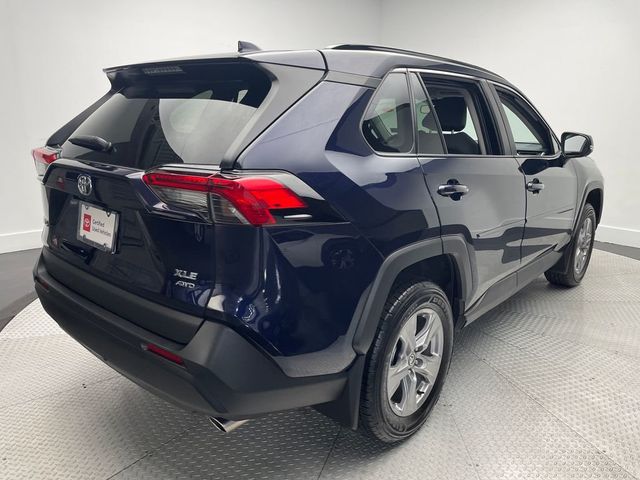 2025 Toyota RAV4 XLE AWD - 22938897 - 4
