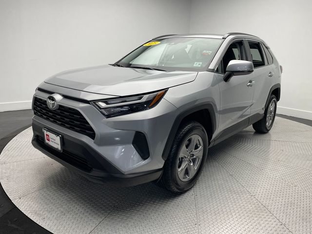 2025 Toyota RAV4 XLE AWD - 22949252 - 16