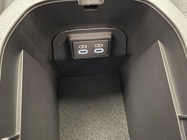 2025 Toyota RAV4 XLE AWD - 22949252 - 45