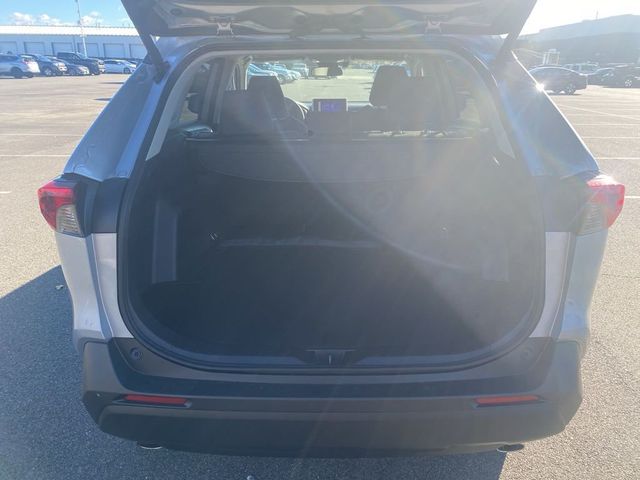 2025 Toyota RAV4 XLE AWD - 22949252 - 8