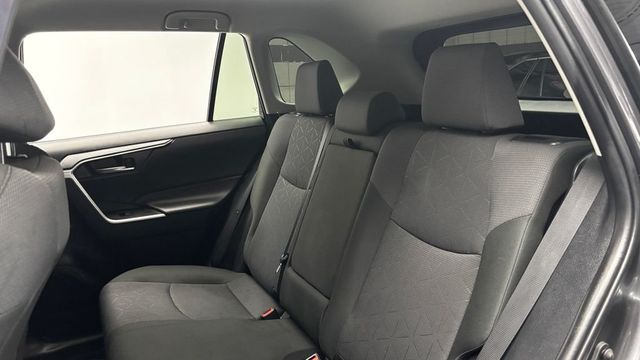 2025 Toyota RAV4 XLE AWD - 23028009 - 24