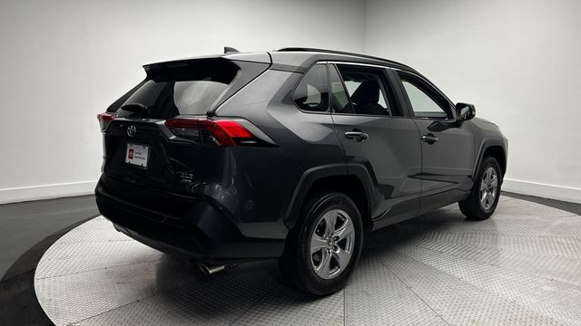2025 Toyota RAV4 XLE AWD - 23028009 - 31