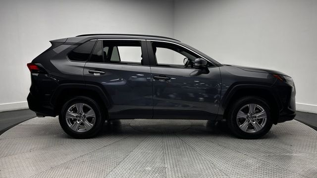 2025 Toyota RAV4 XLE AWD - 23028009 - 32