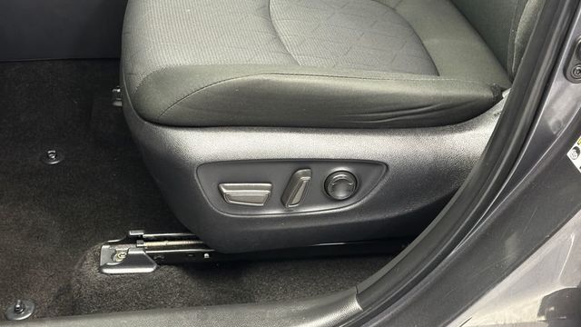 2025 Toyota RAV4 XLE AWD - 23028009 - 8